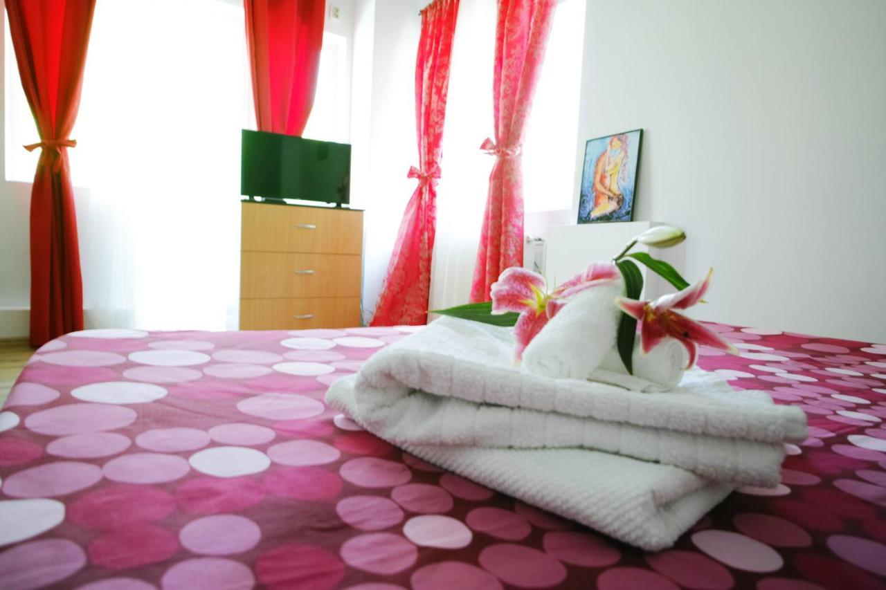 Luxury Apartament Apartment Букурещ Екстериор снимка