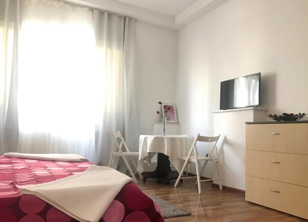 Luxury Apartament Apartment Букурещ Екстериор снимка