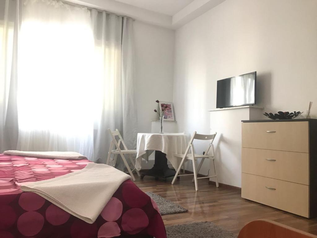 Luxury Apartament Apartment Букурещ Екстериор снимка